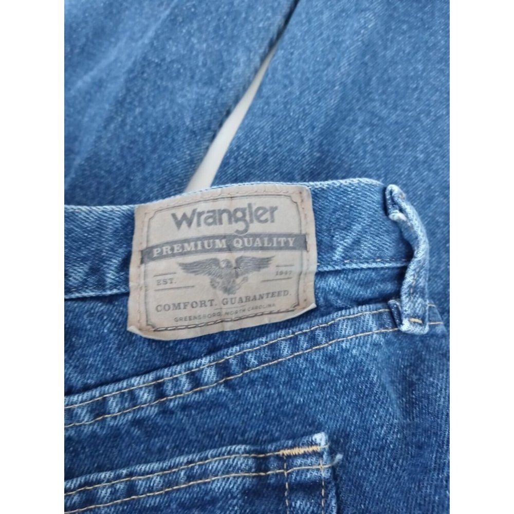 Wrangler Men's Dark Wash Bootcut Jeans Size 44x30 - Picture 6 of 8